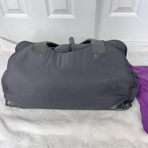 Athleta Spring Tote Gym Duffle Weekender Bag - Picture 11 of 13